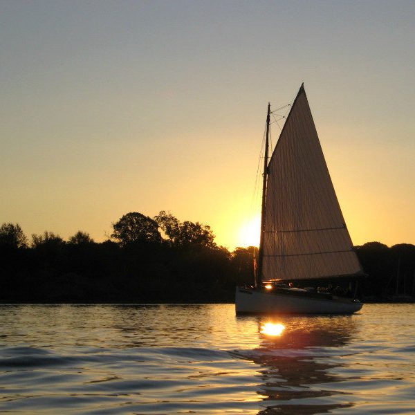 sailboat charter chesapeake bay at sunset